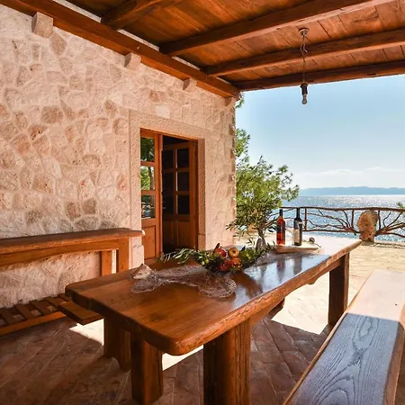 House Robinzon Sea Beauty 度假居 Zastražišće